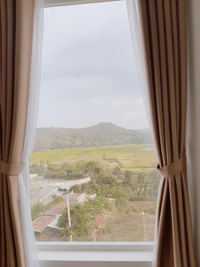 Minh Manh Hotel 2 بلايكو المظهر الخارجي الصورة